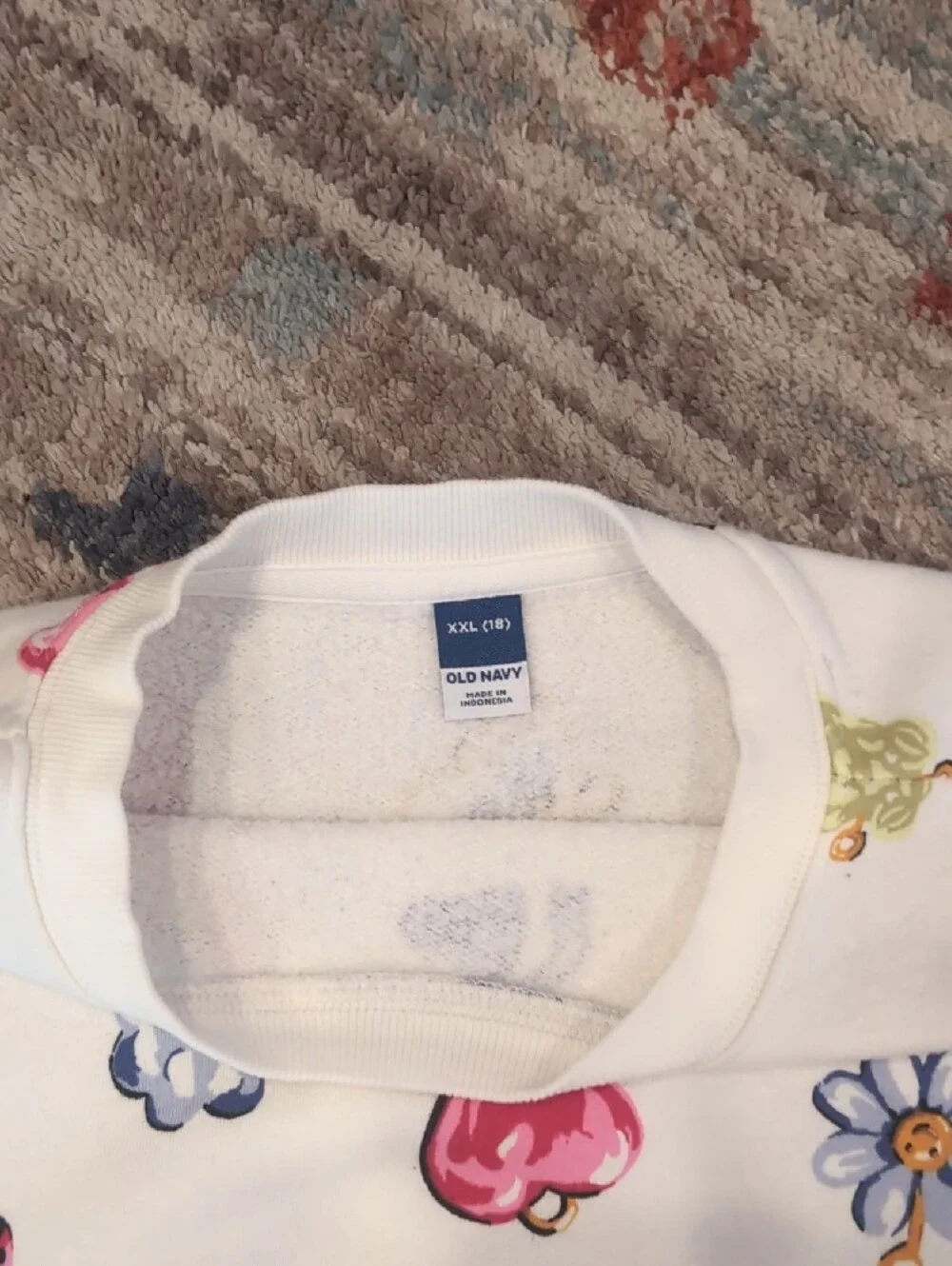 Old Navy White Kids Sweatshirt with Multicolor Cartoon Charm Prints